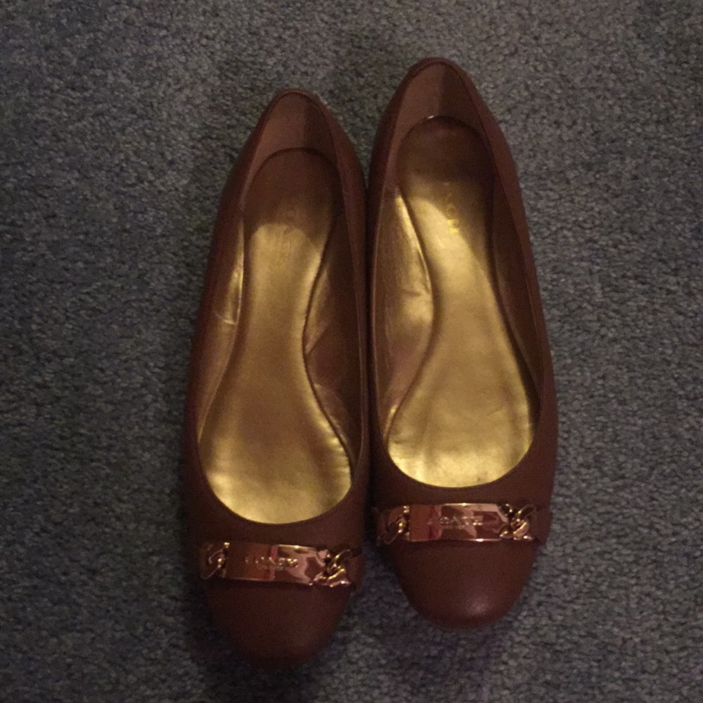 Coach flats